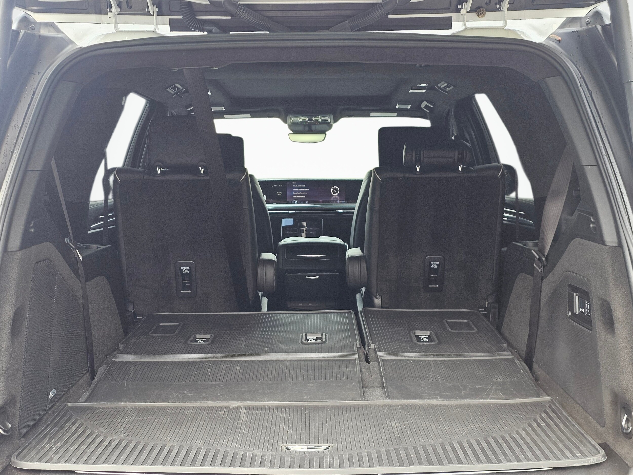 2025 Cadillac Escalade V-Series - Photo 11
