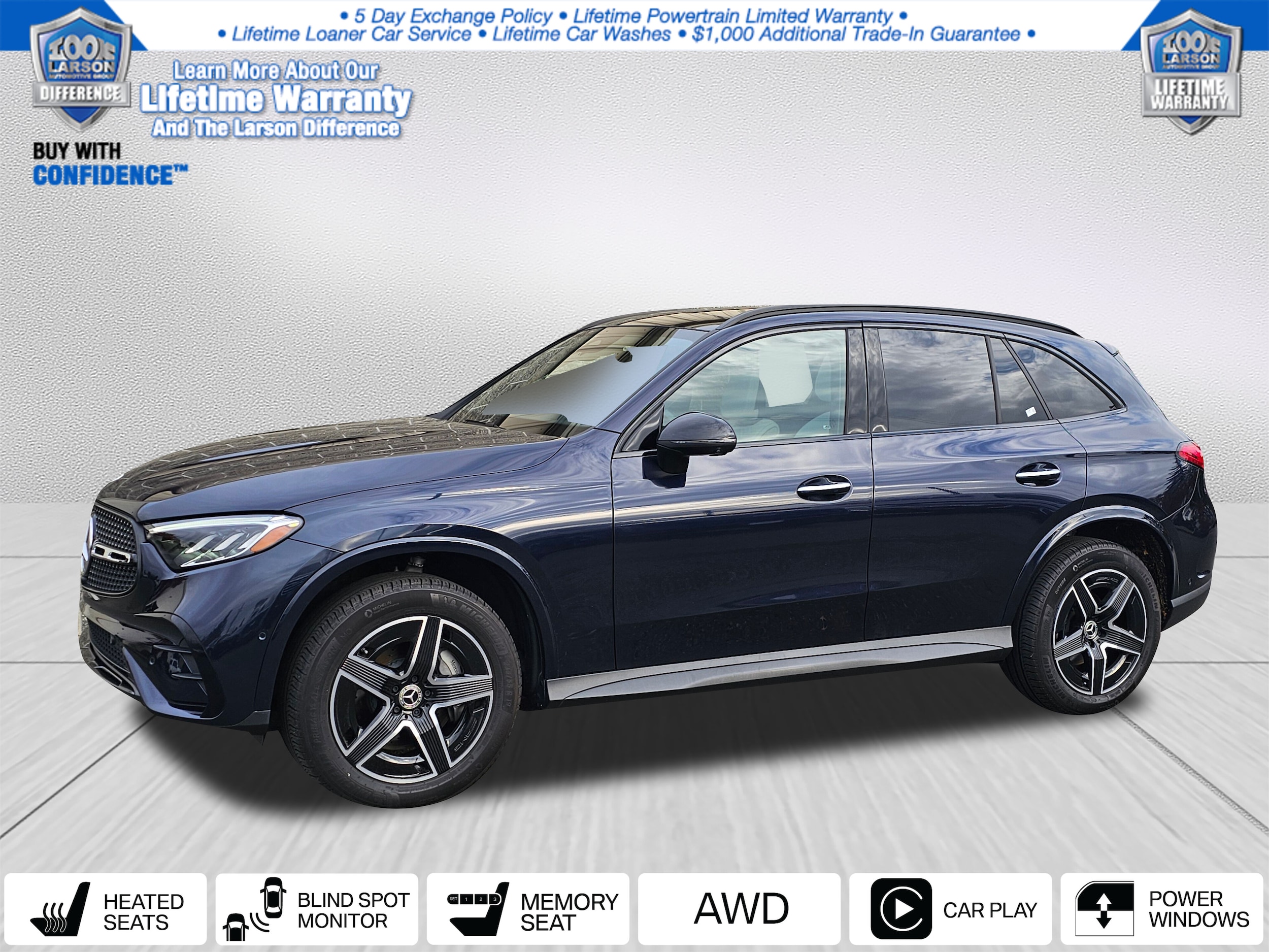 2023 Mercedes-Benz GLC GLC 300's photo