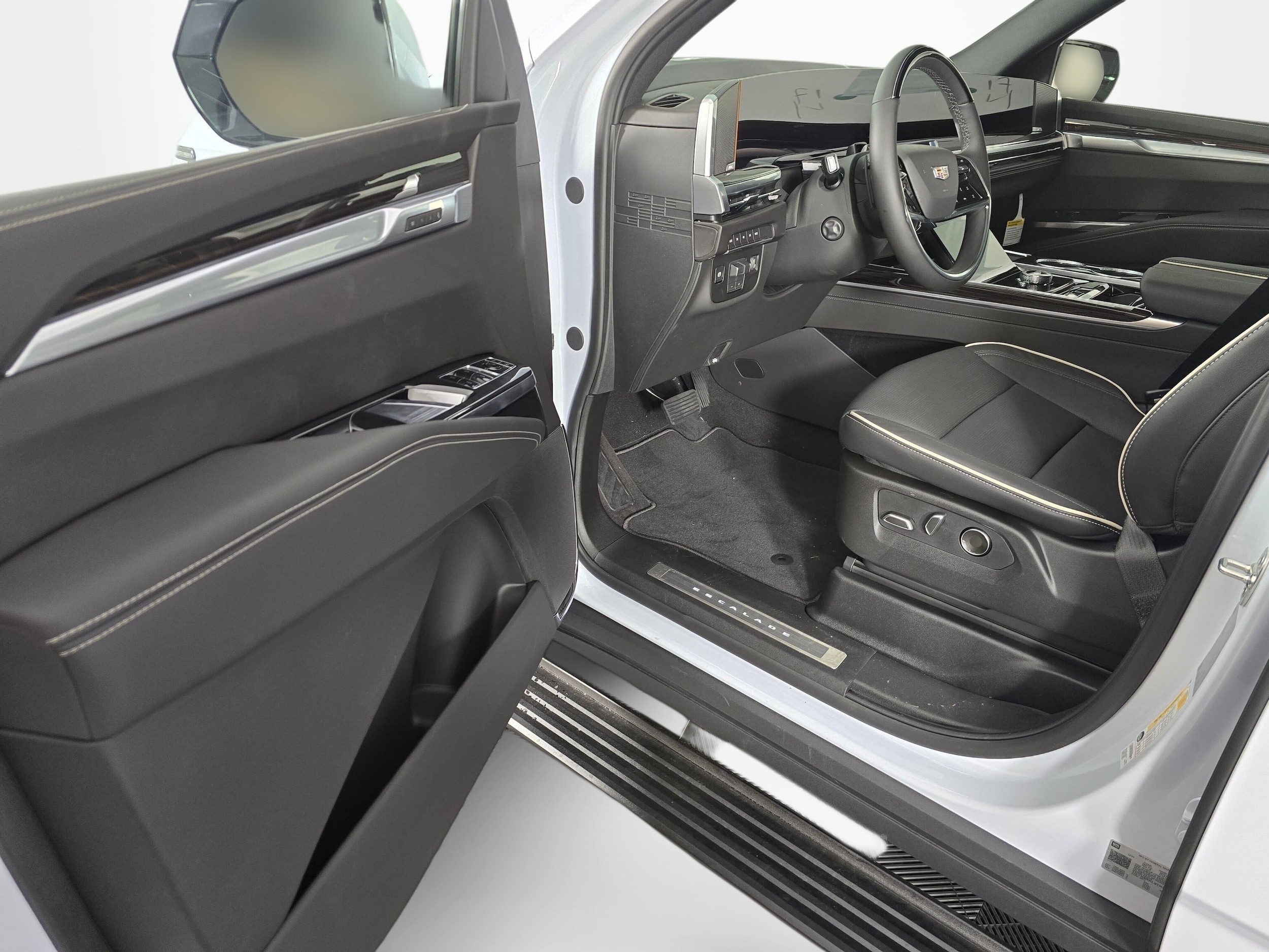 2026 Cadillac Escalade Luxury - Photo 29