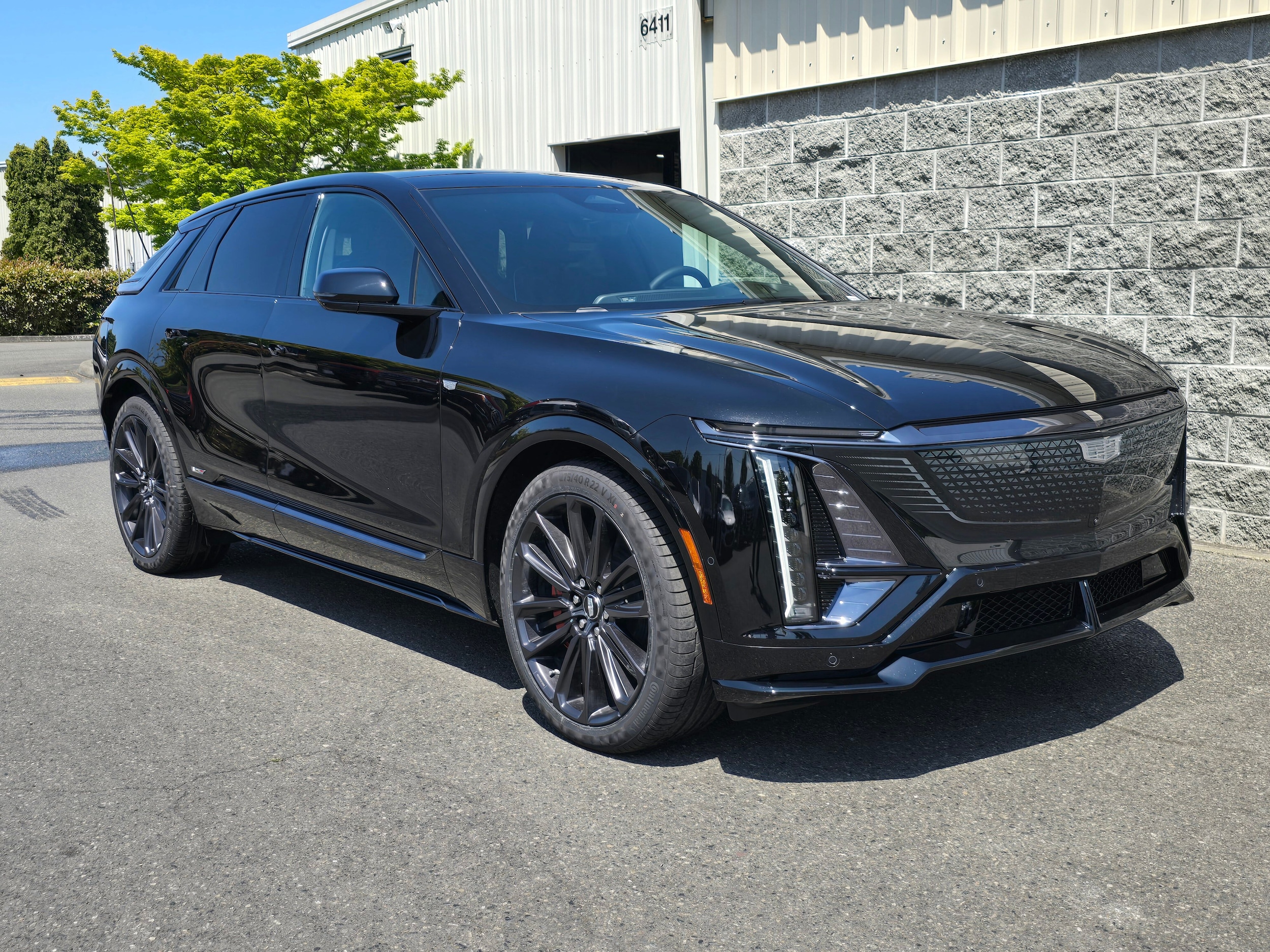 2026 Cadillac LYRIQ V Premium - Photo 10