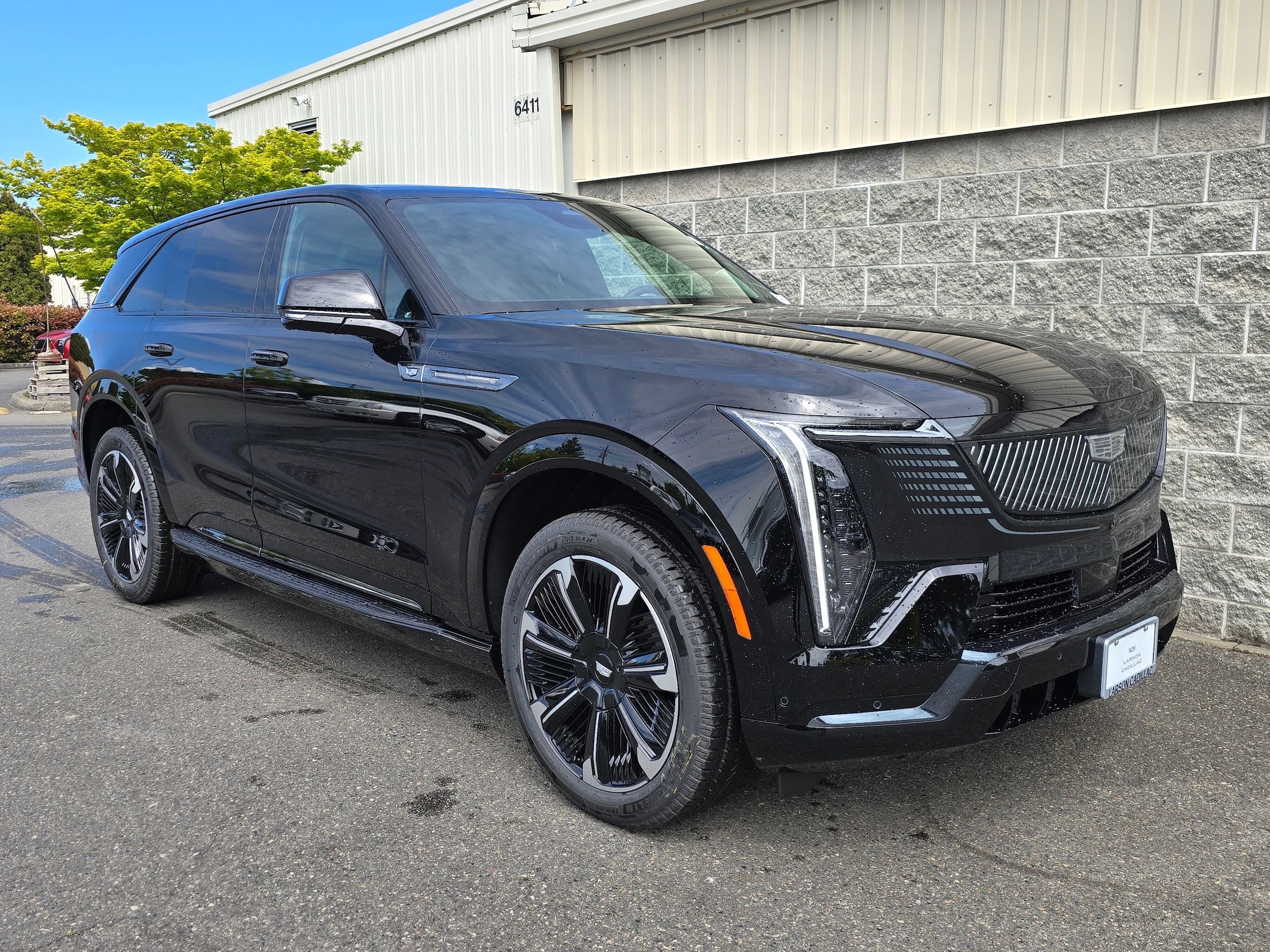 New 2025 CADILLAC ESCALADE IQ For Sale at Larson Cadillac | VIN