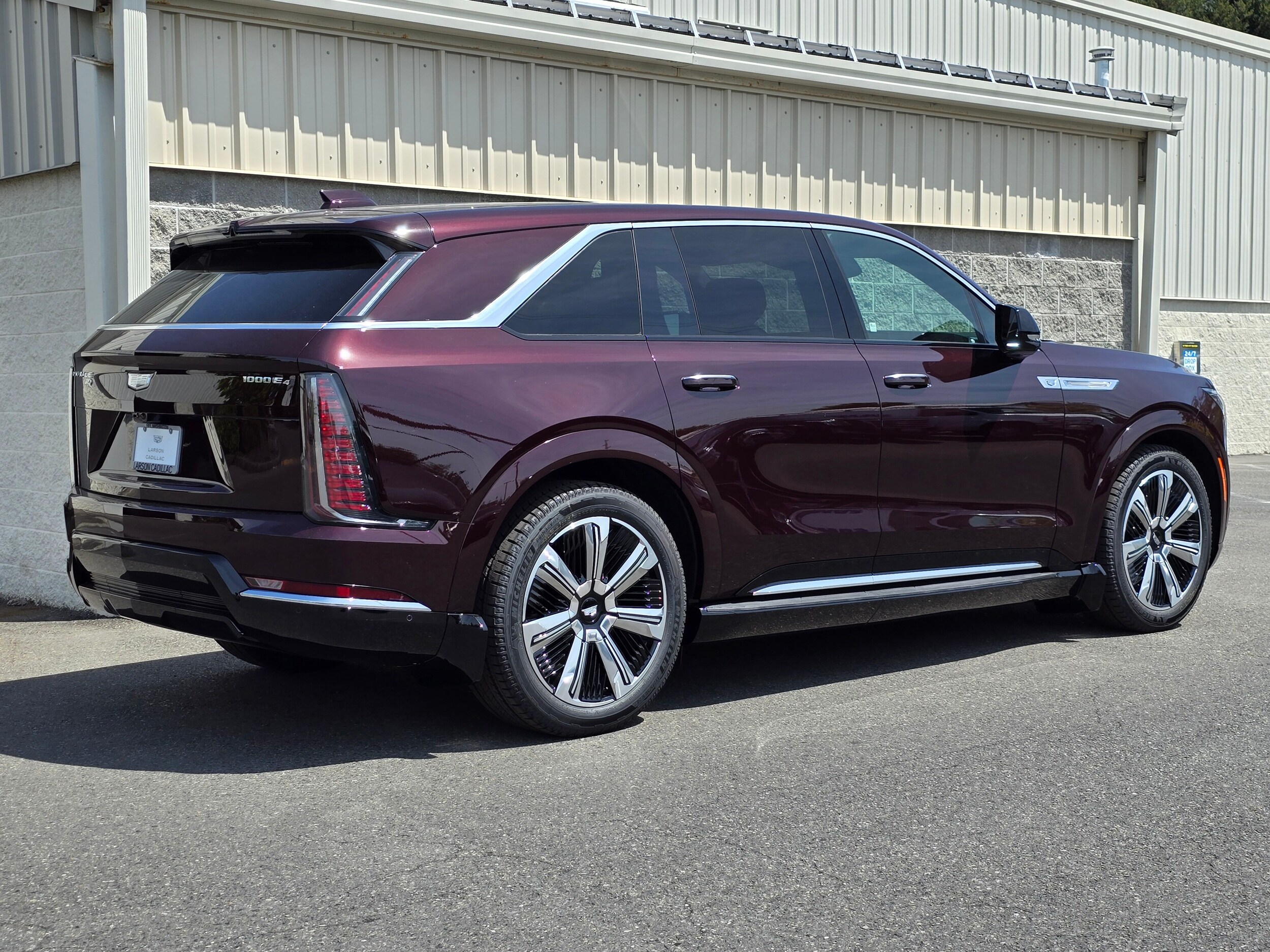 2025 Cadillac Escalade IQ Luxury 2 - Photo 8