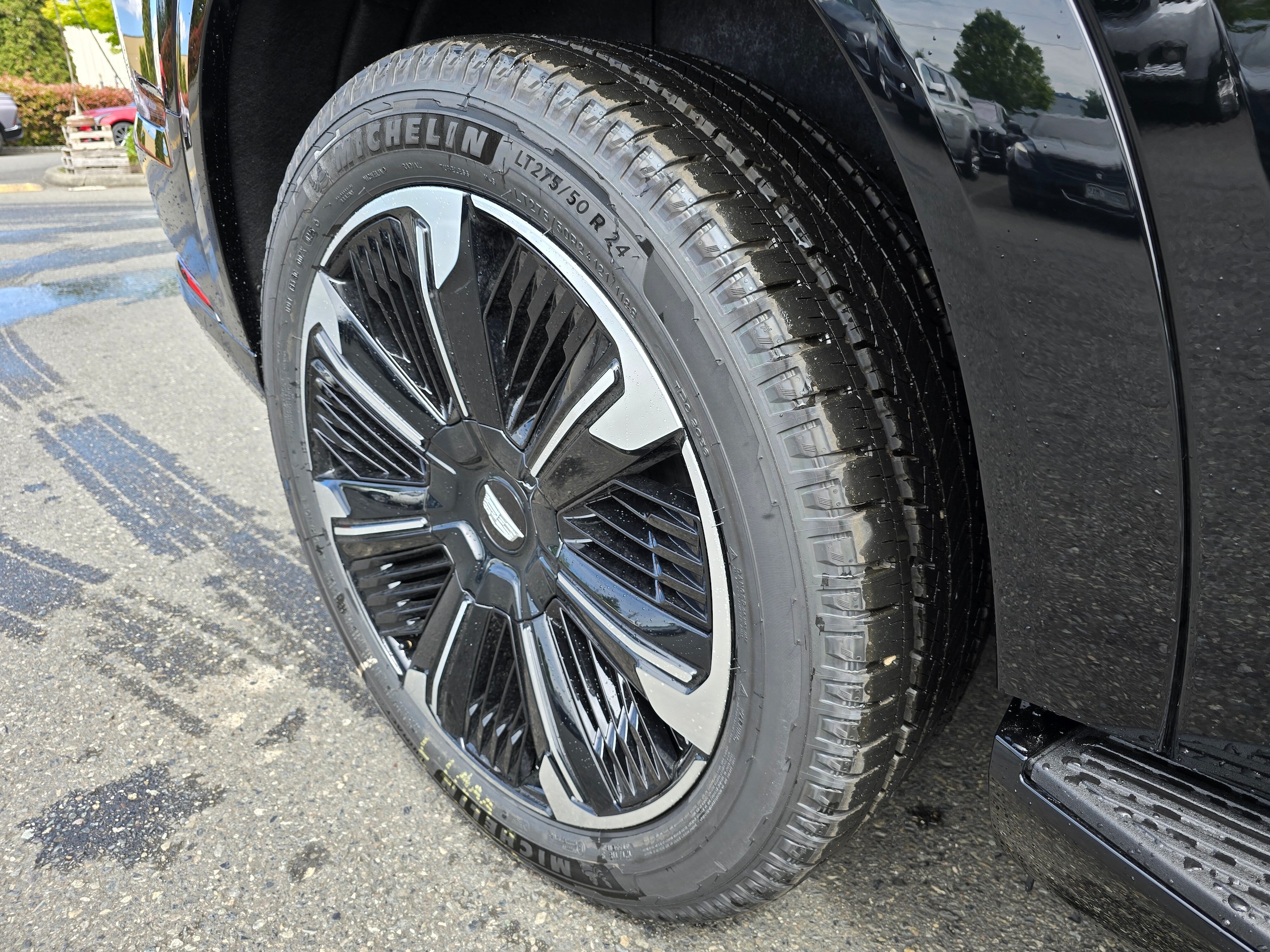 2025 Cadillac Escalade IQ Sport 2 - Photo 15