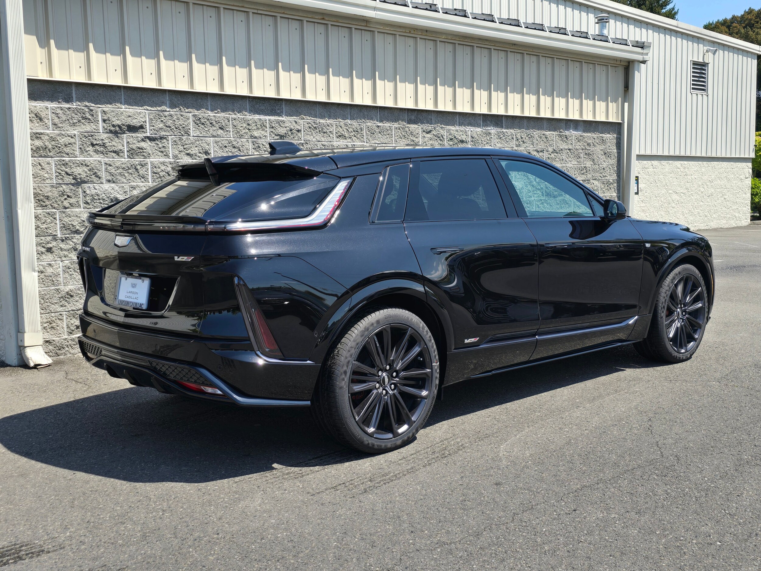 2026 Cadillac LYRIQ V Premium - Photo 8
