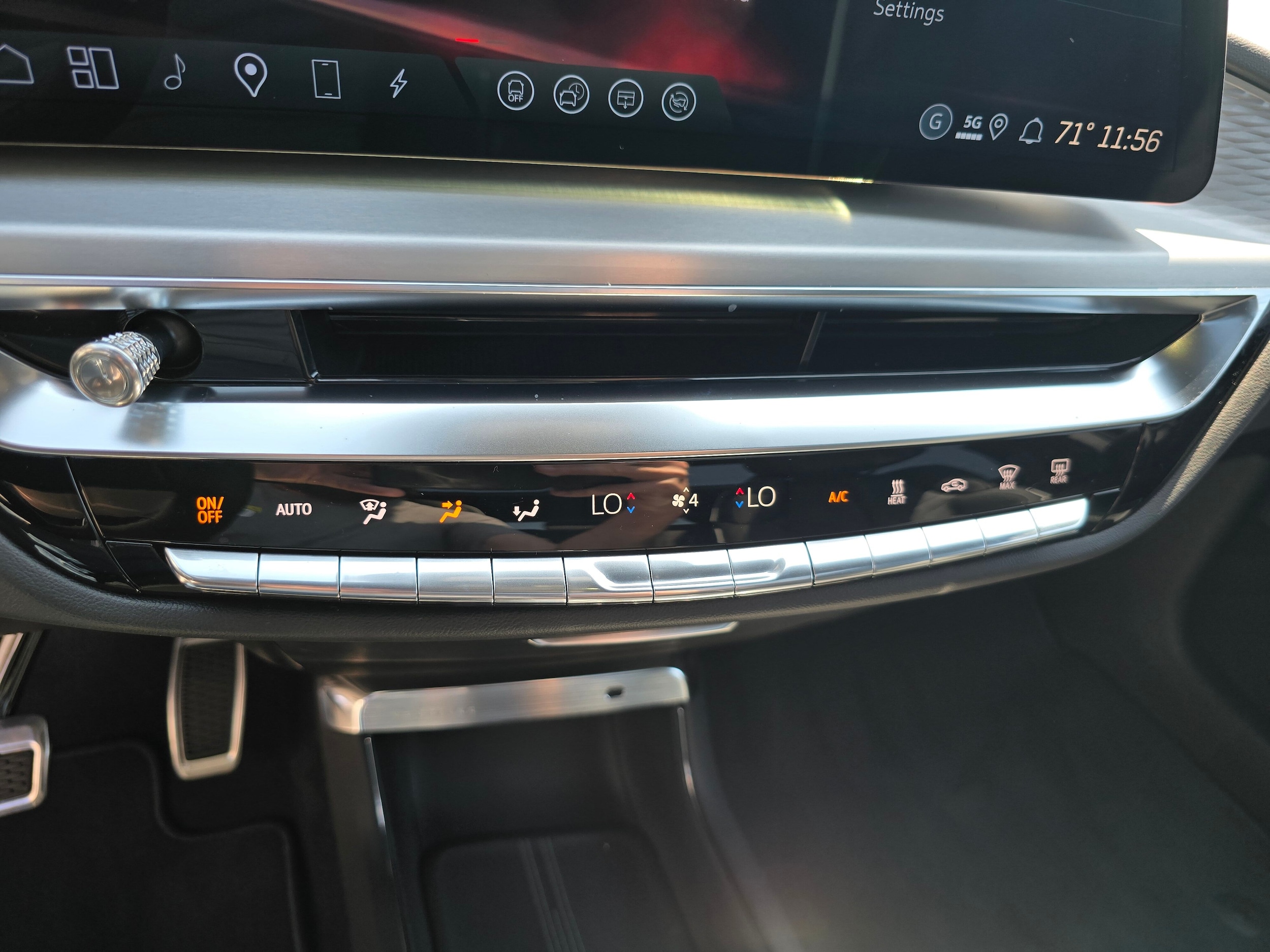 2026 Cadillac LYRIQ V Premium - Photo 27