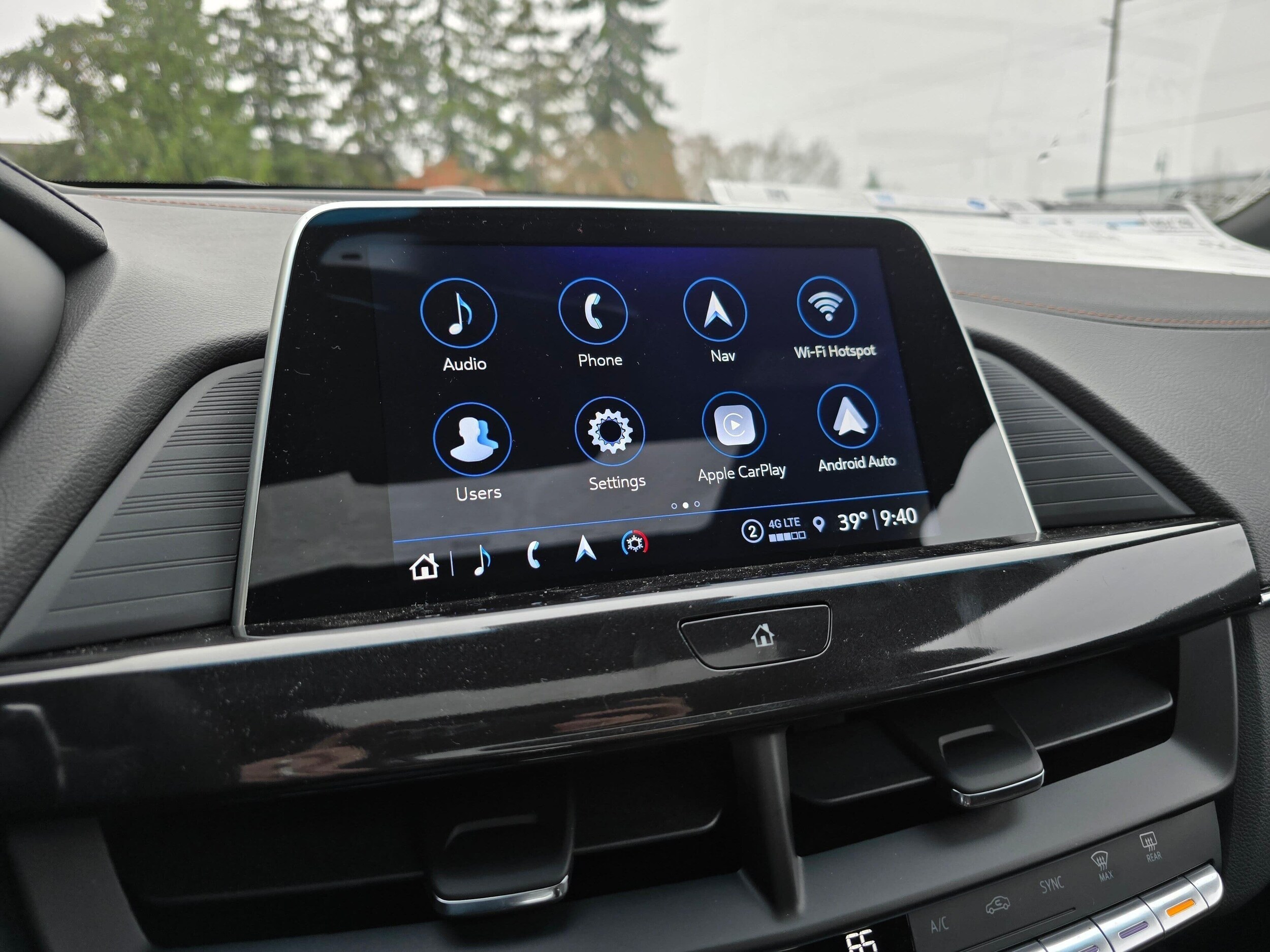 2026 Cadillac CT4 V-Series - Photo 33