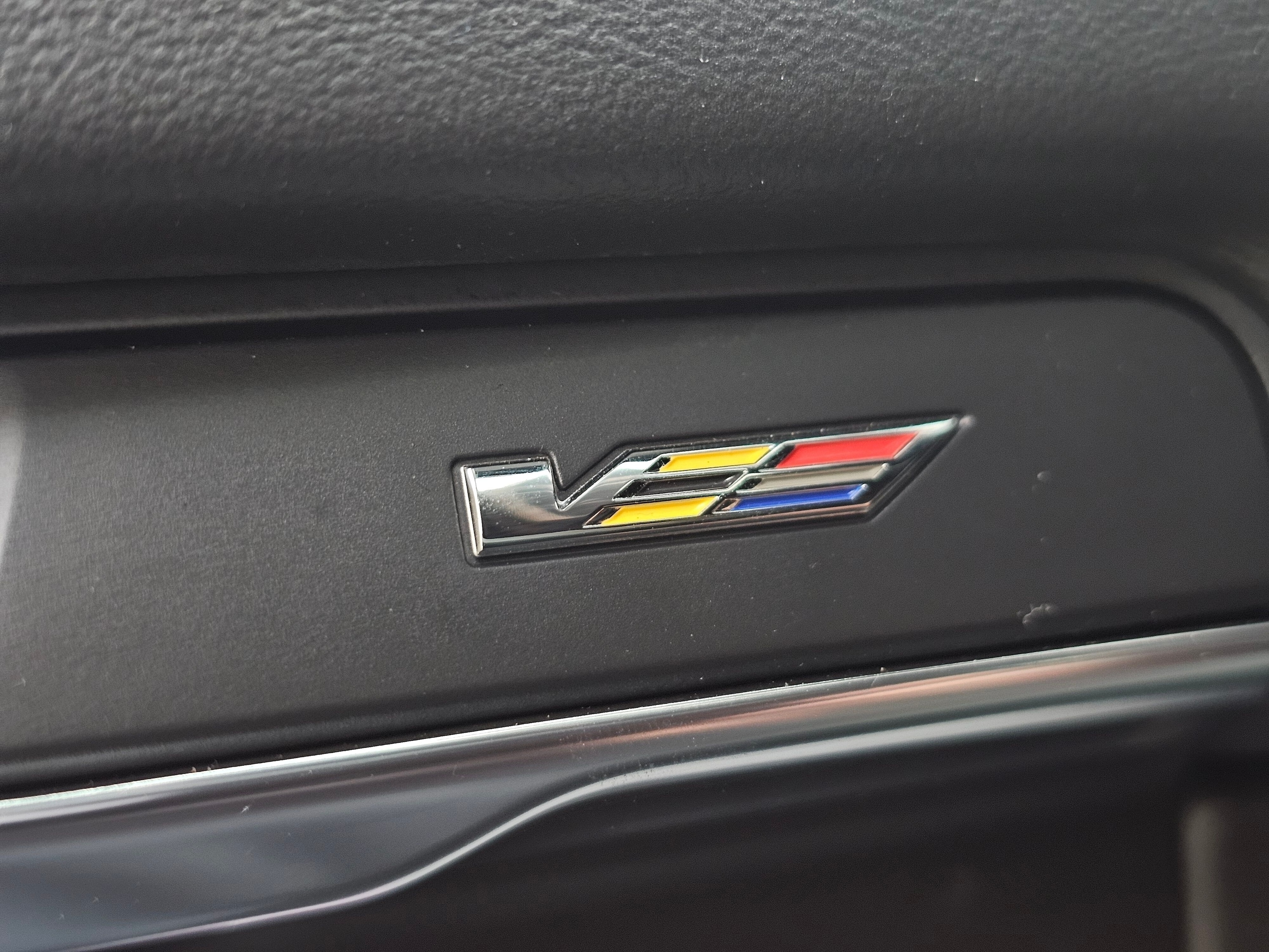 2025 Cadillac Escalade V-Series - Photo 30