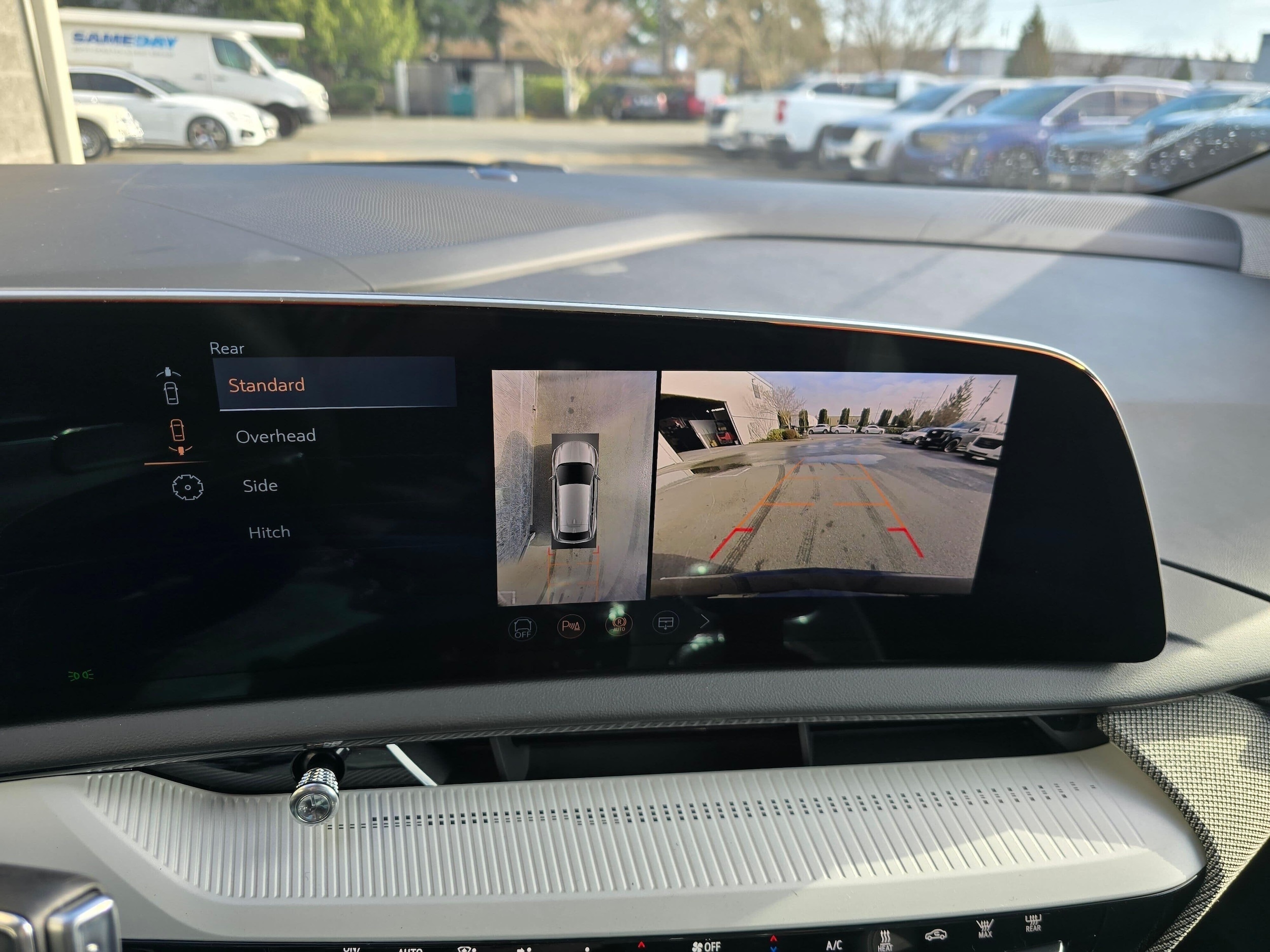 2026 Cadillac OPTIQ Luxury - Photo 31