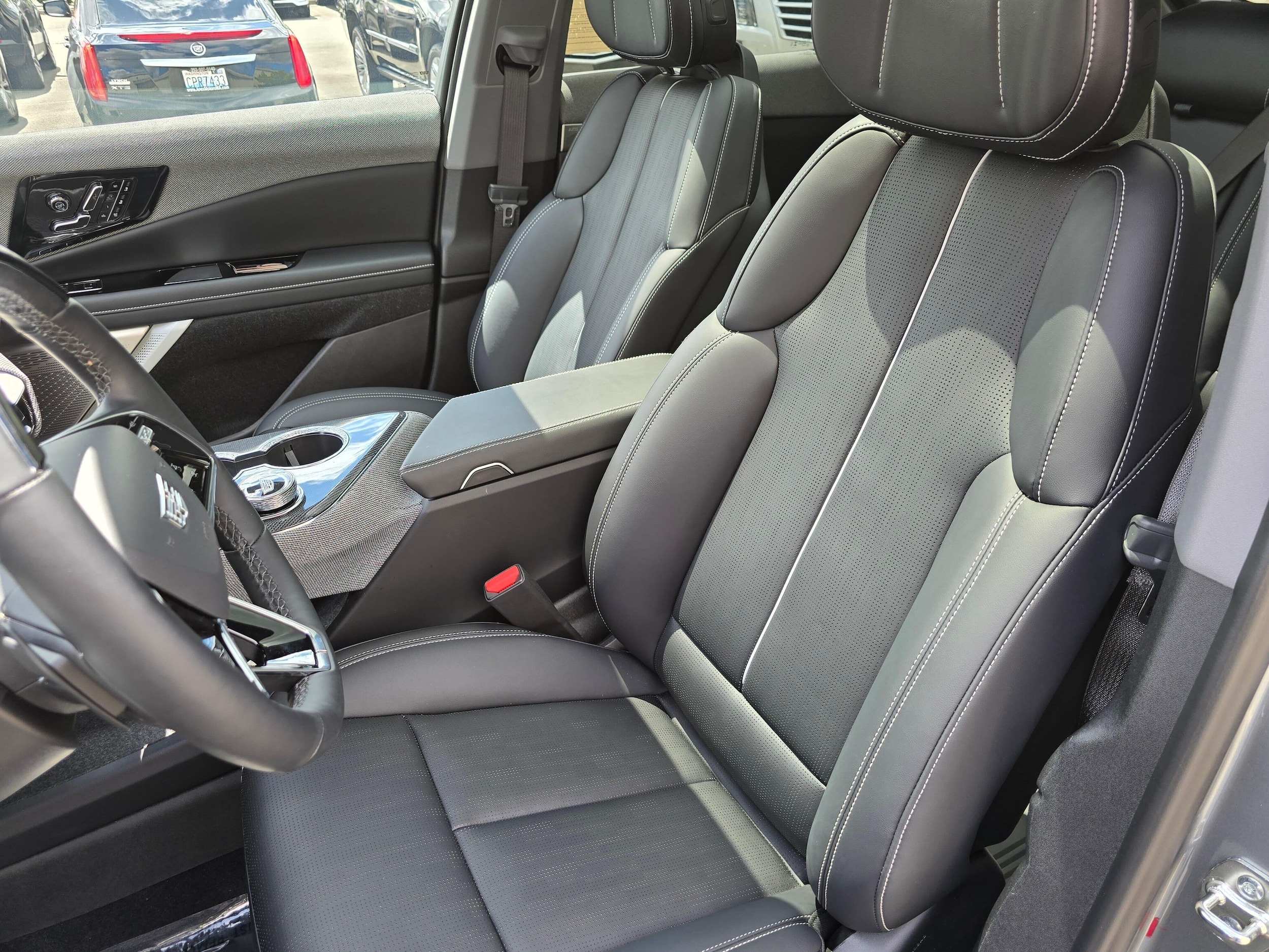 2026 Cadillac OPTIQ Premium Luxury - Photo 35