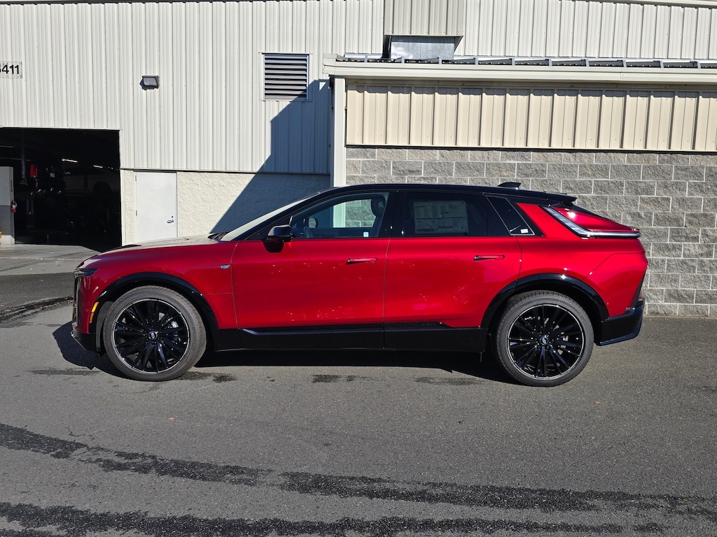 New 2025 CADILLAC LYRIQ Sport 1 SUV