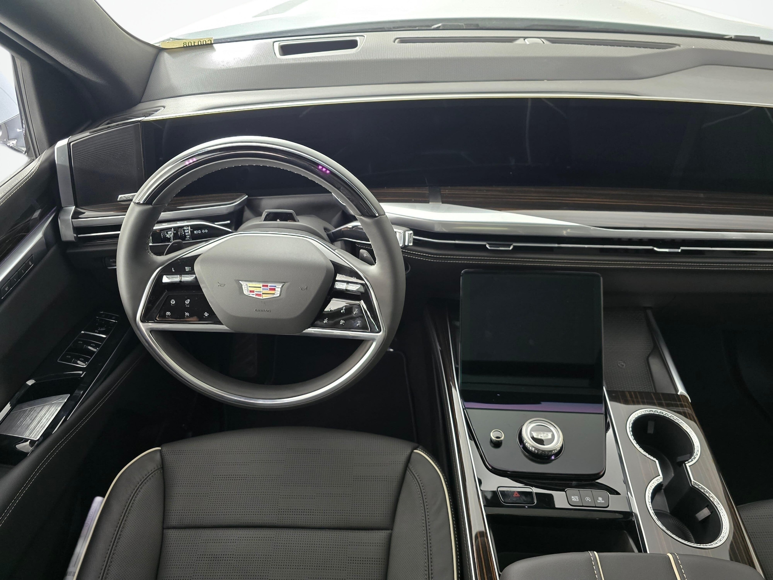 2026 Cadillac Escalade Luxury - Photo 26