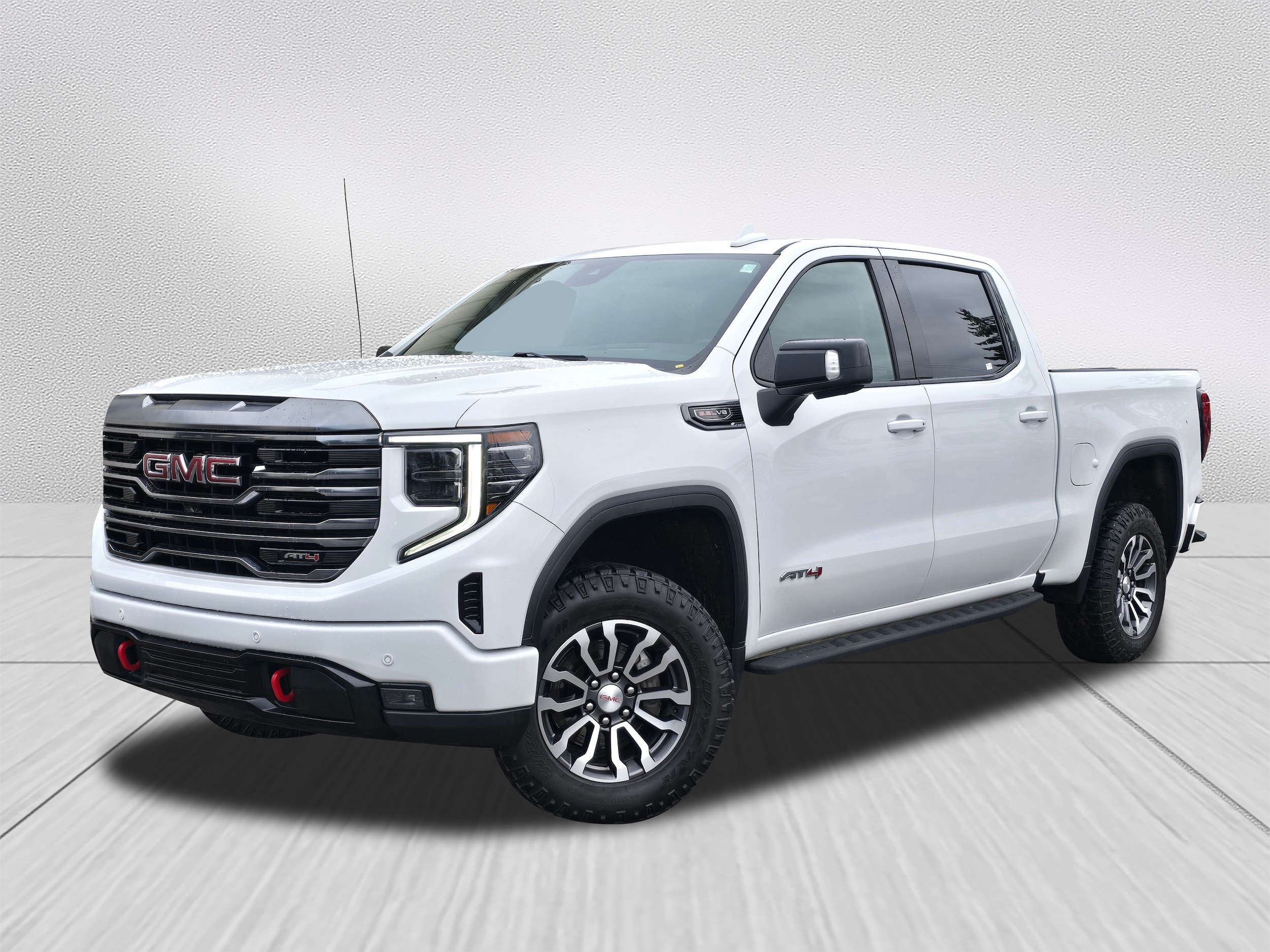 2022 GMC Sierra 1500 AT4's photo