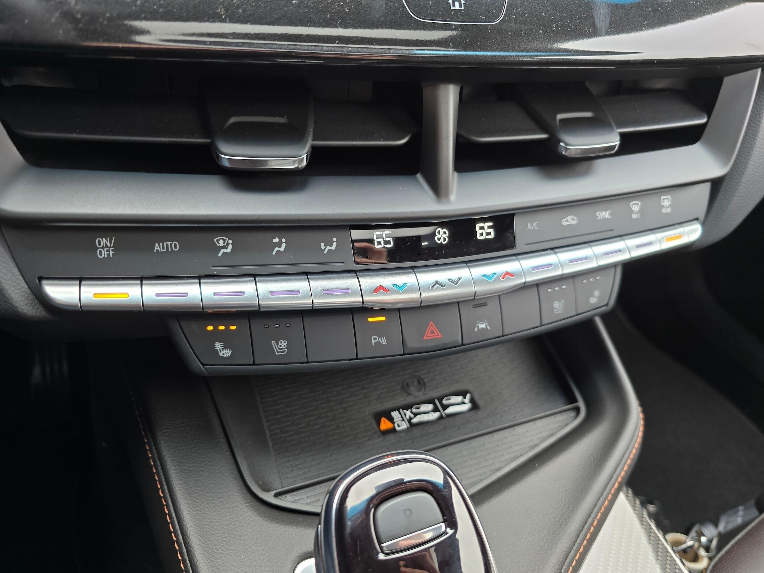 2026 Cadillac CT4 V-Series - Photo 37