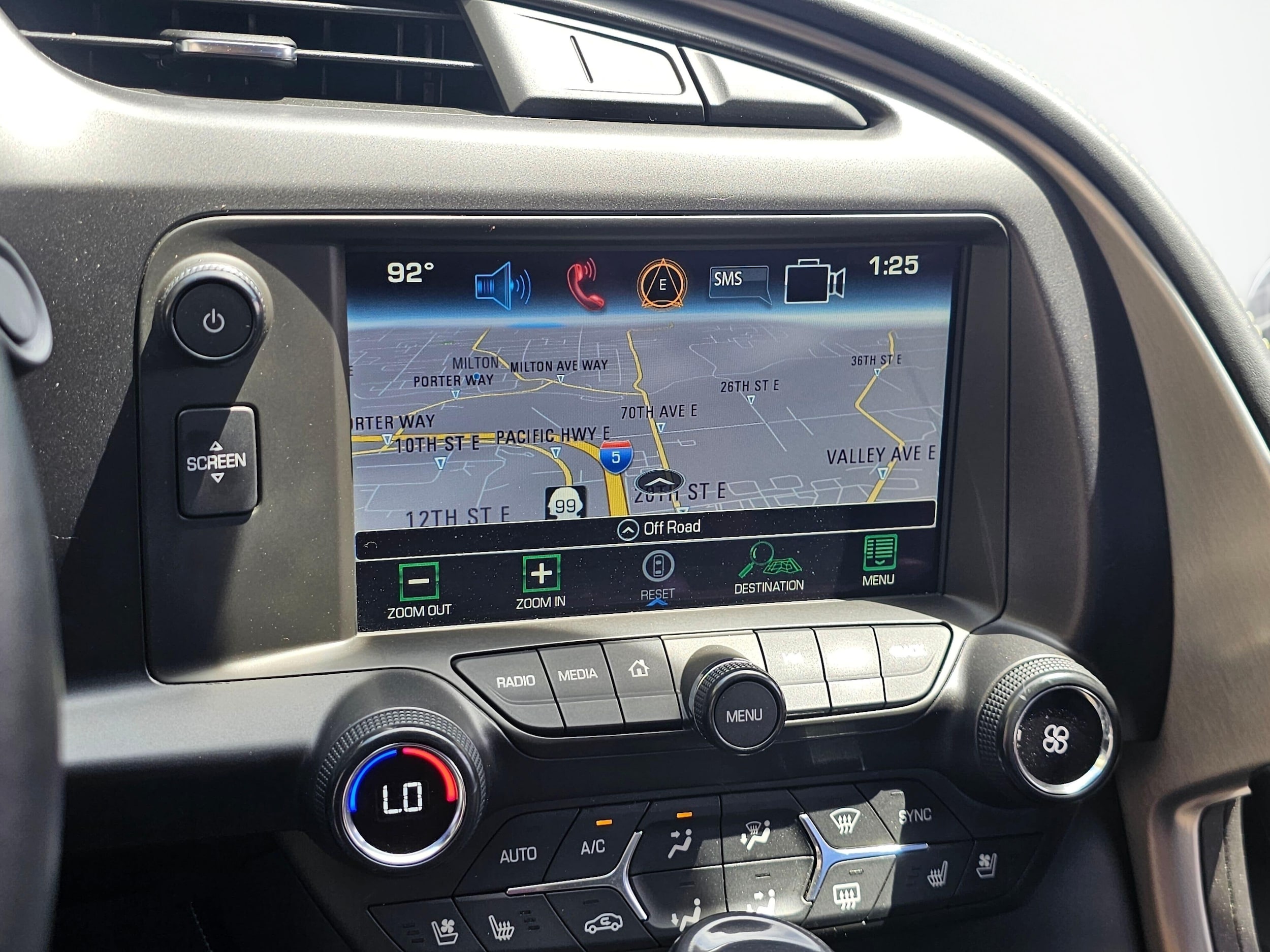 2016 Chevrolet Corvette 3LZ - Photo 28
