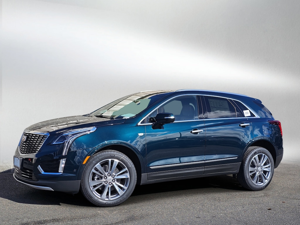 New 2026 CADILLAC XT5 Premium Luxury SUV