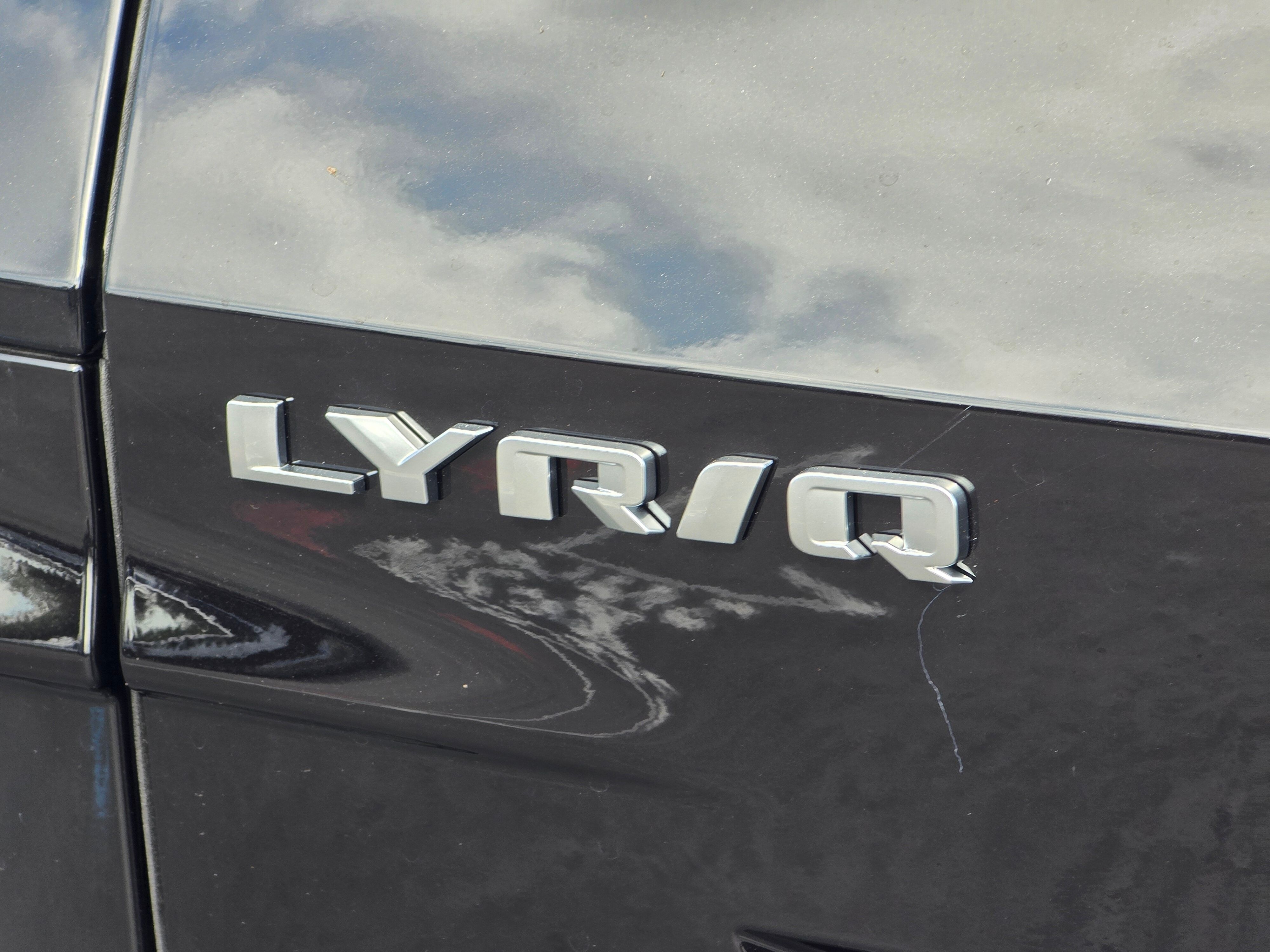 2027 Cadillac LYRIQ Signature Sport - Photo 32