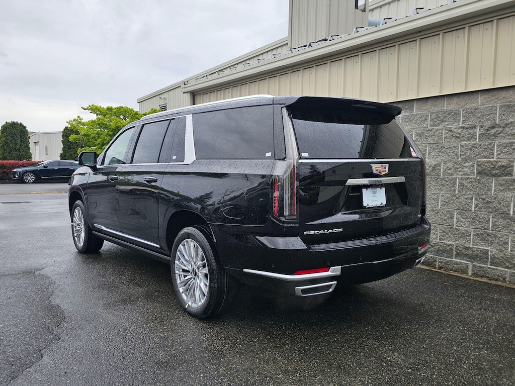 New 2026 CADILLAC Escalade ESV Luxury SUV