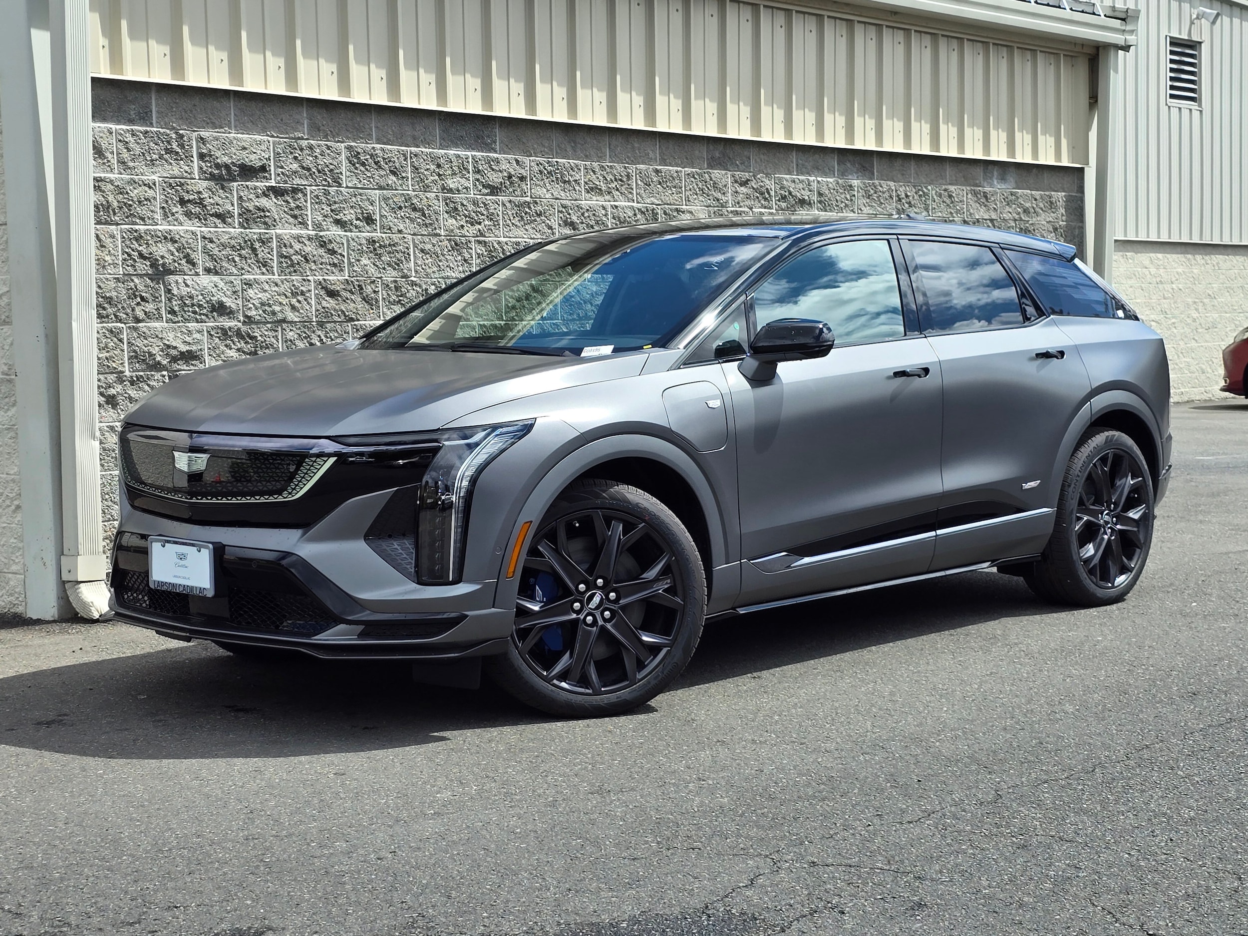 2026 Cadillac Optiq V-Series's photo