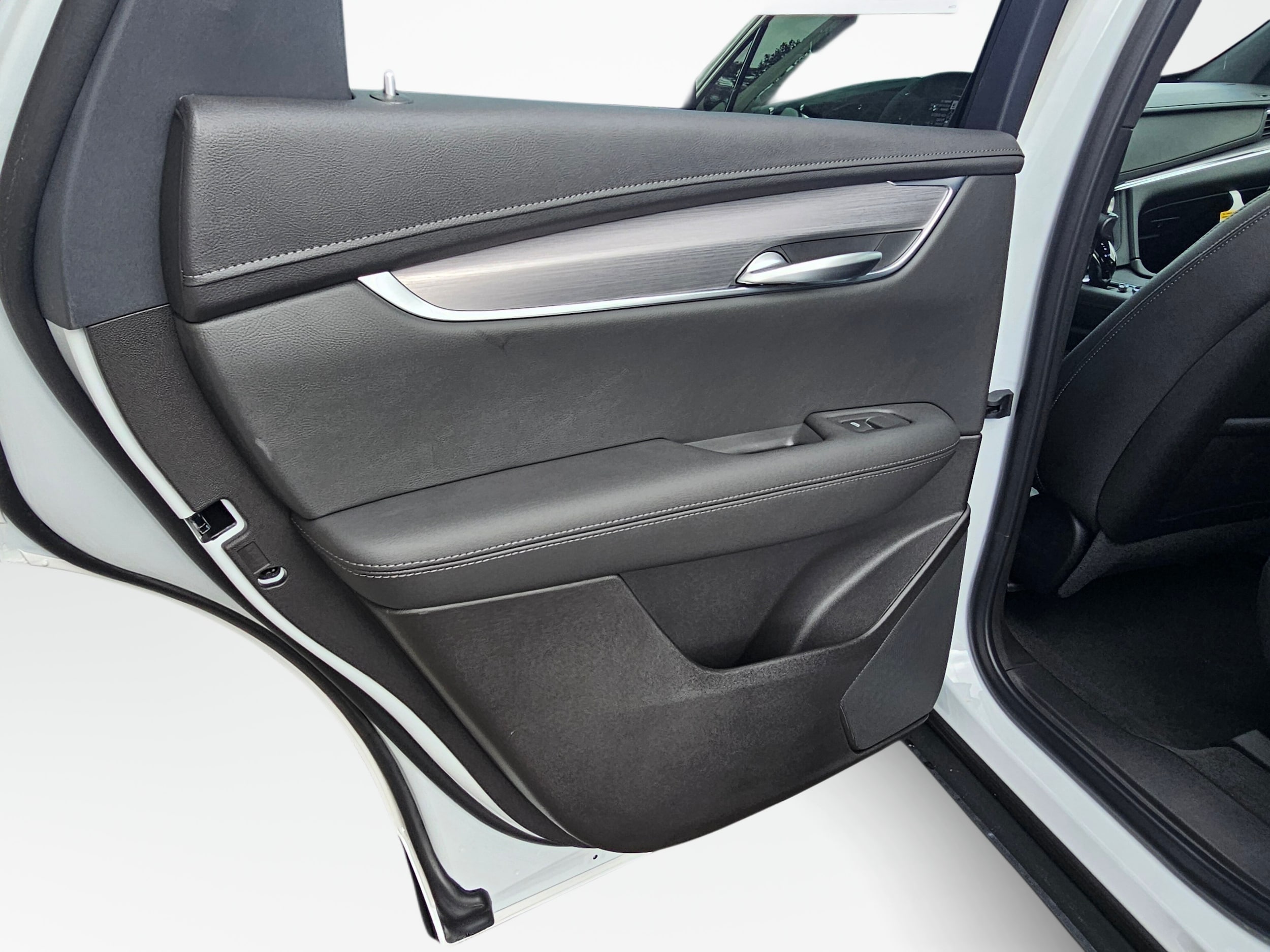 2026 Cadillac XT5 Luxury - Photo 17