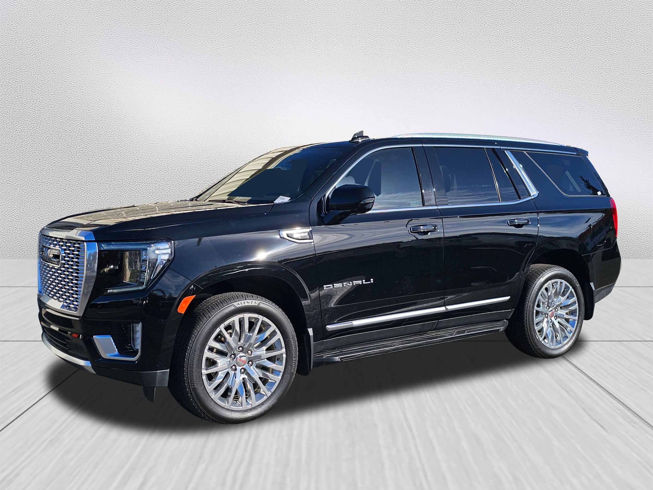 2024 GMC Yukon Denali's photo
