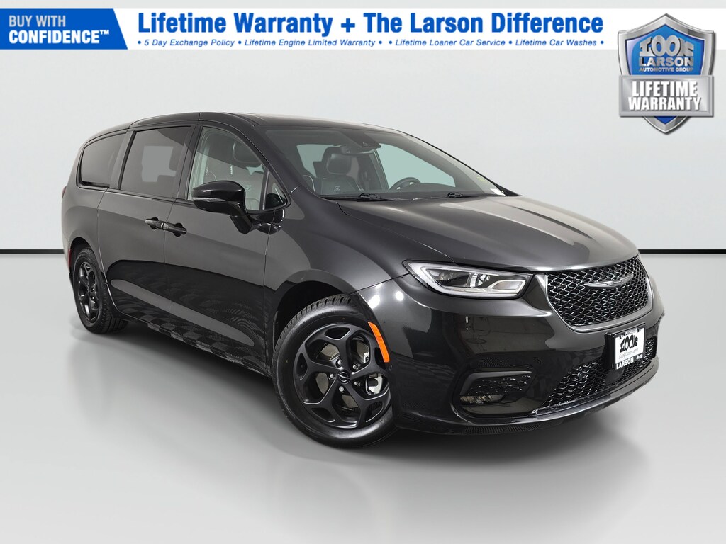 Used 2023 Chrysler Pacifica Plug-In Hybrid Limited Van Passenger Van