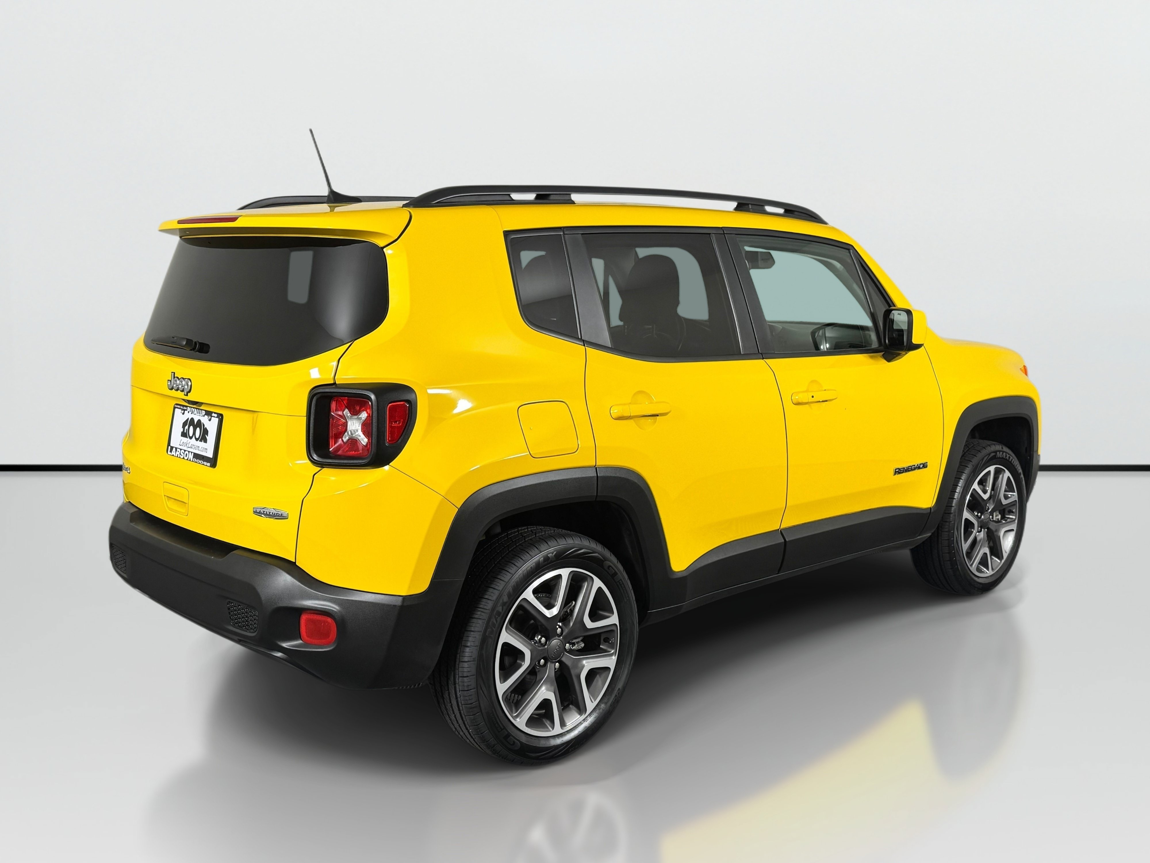 Used 2018 Jeep Renegade Latitude 4x4 SUV
