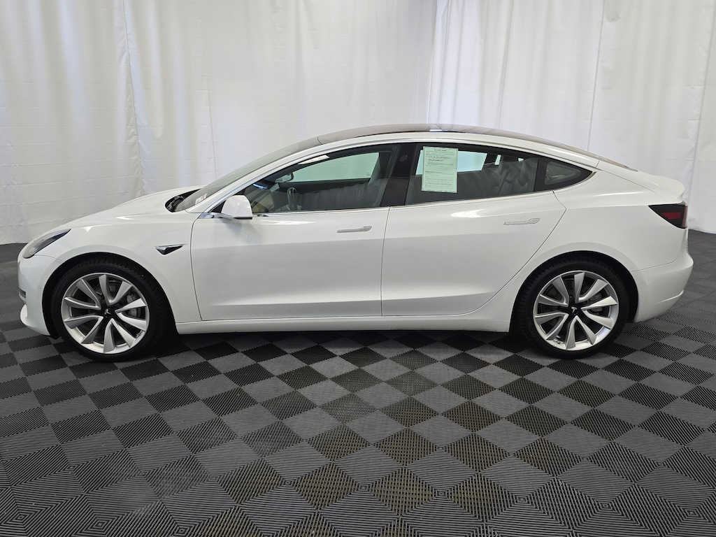 Used 2018 Tesla Model 3  Sedan