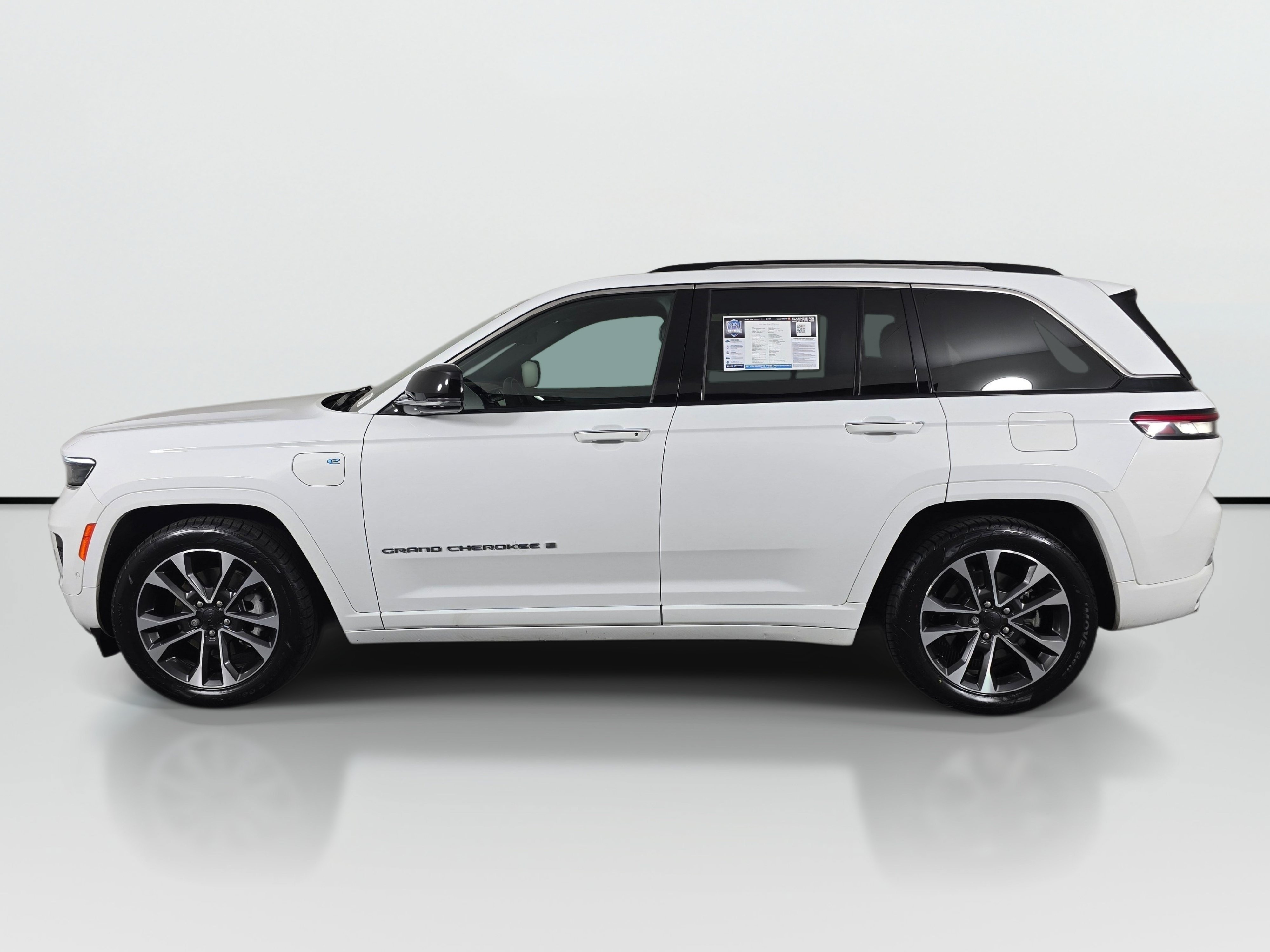 Used 2022 Jeep Grand Cherokee 4xe Overland SUV