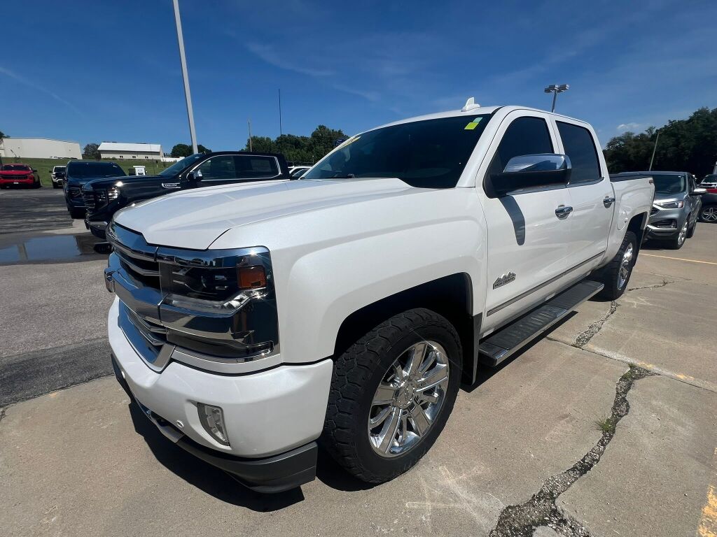 Used 2018 Chevrolet Silverado 1500 High Country Crew Cab