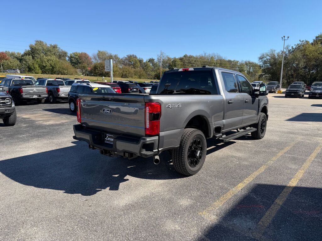 New 2027 Ford F-250 Super Duty Lariat Crew Cab