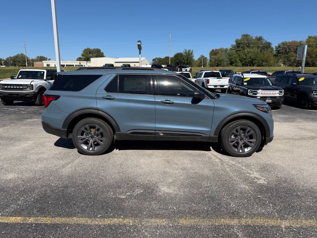 New 2026 Ford Explorer Active SUV