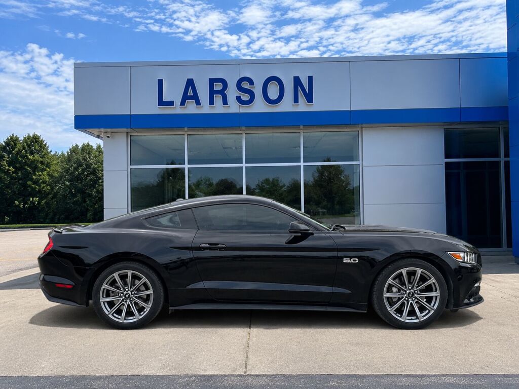  Ford Mustang