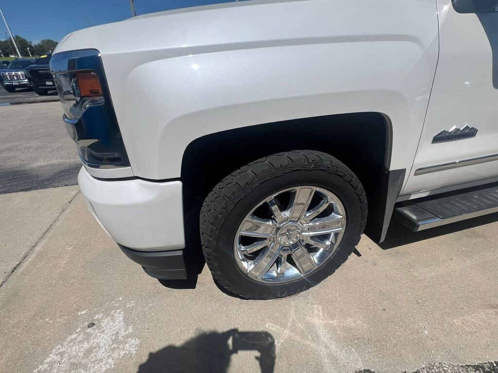 Used 2018 Chevrolet Silverado 1500 High Country Crew Cab
