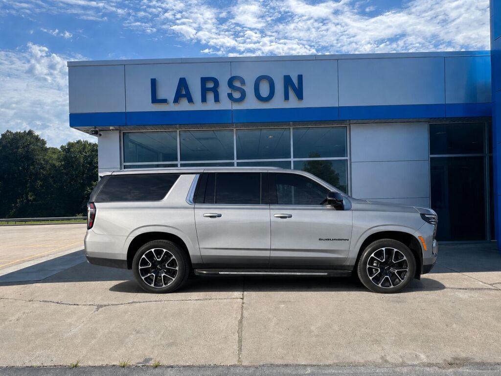 Used 2025 Chevrolet Suburban Premier SUV