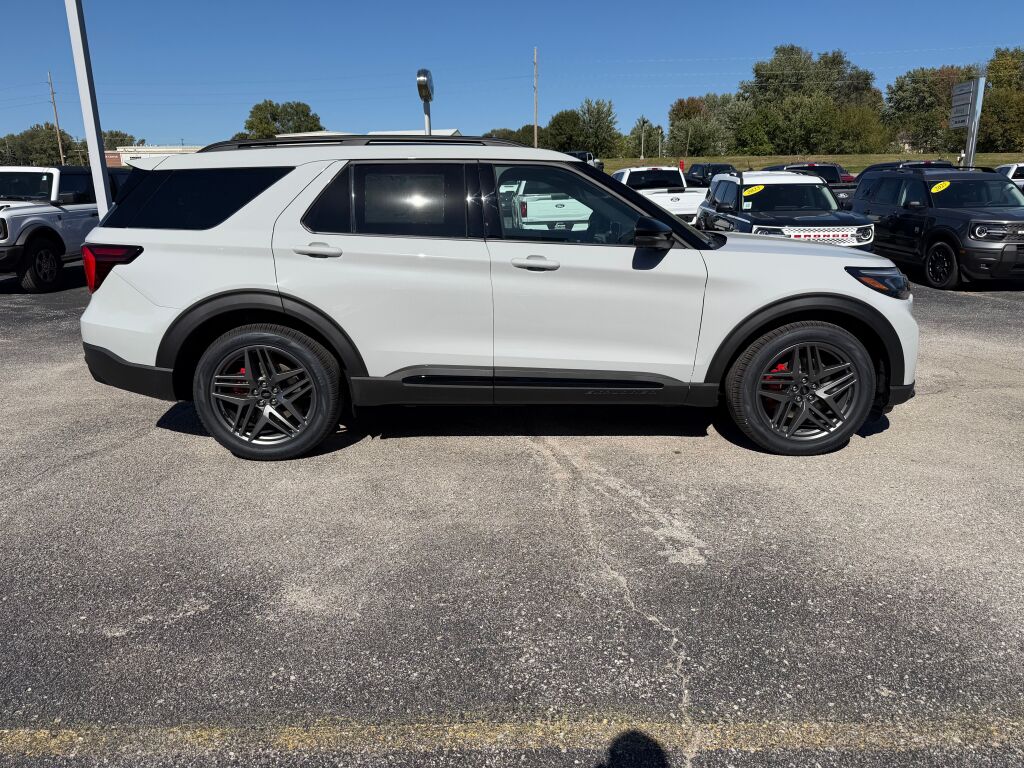 New 2027 Ford Explorer ST SUV