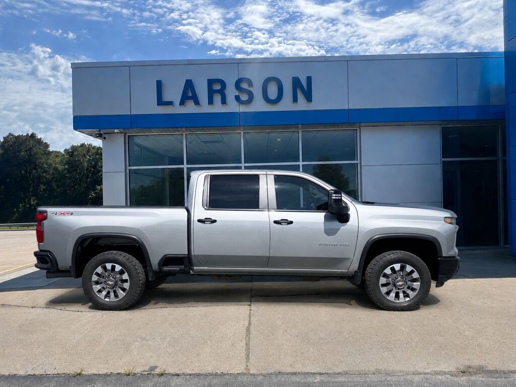 Used 2025 Chevrolet Silverado 2500HD Custom Crew Cab