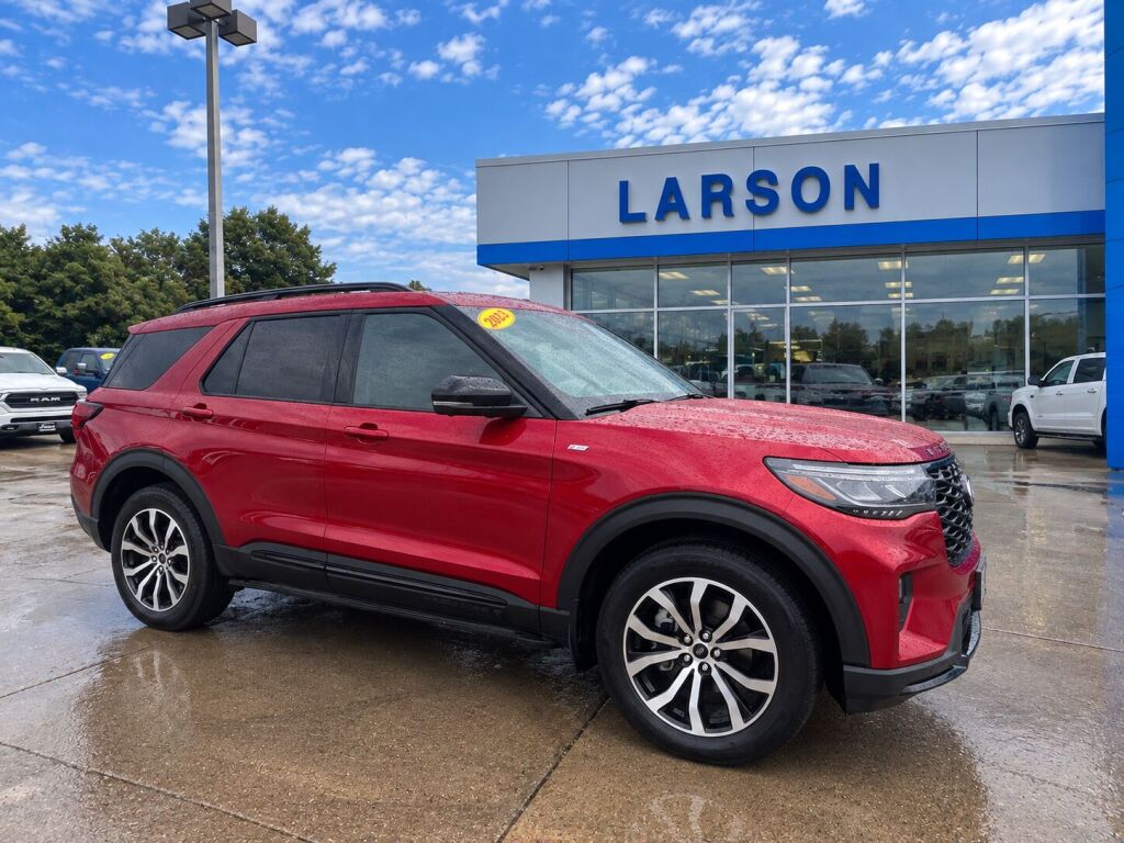 Used 2025 Ford Explorer ST-Line SUV