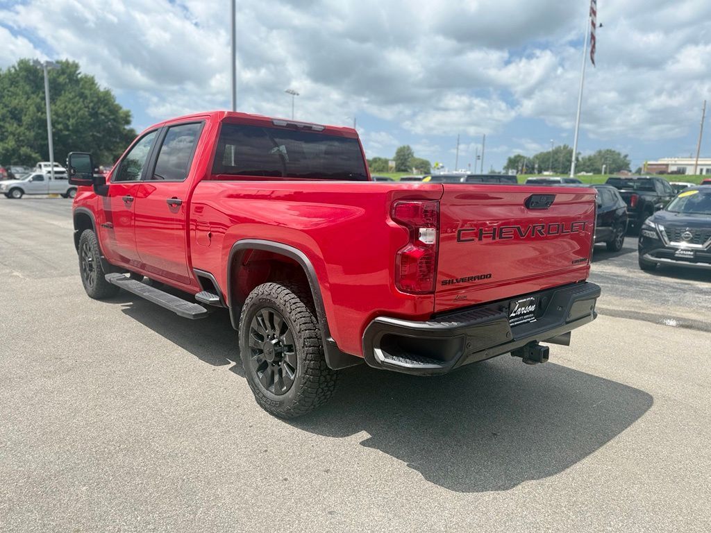 Used 2024 Chevrolet Silverado 2500HD Custom Crew Cab
