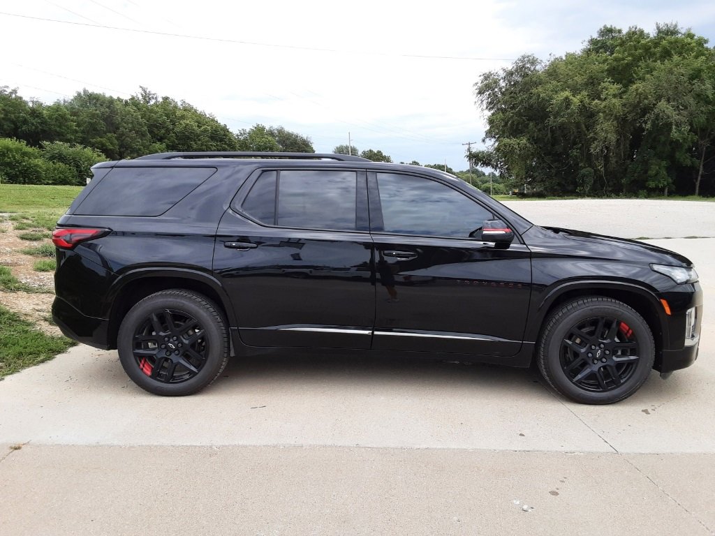 Used 2023 Chevrolet Traverse Premier with VIN 1GNEVKKW6PJ135046 for sale in Nebraska City, NE