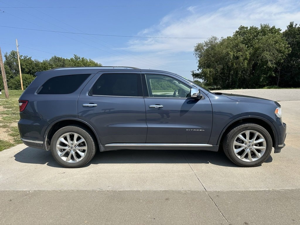 Used 2019 Dodge Durango Citadel with VIN 1C4RDJEG0KC738342 for sale in Nebraska City, NE