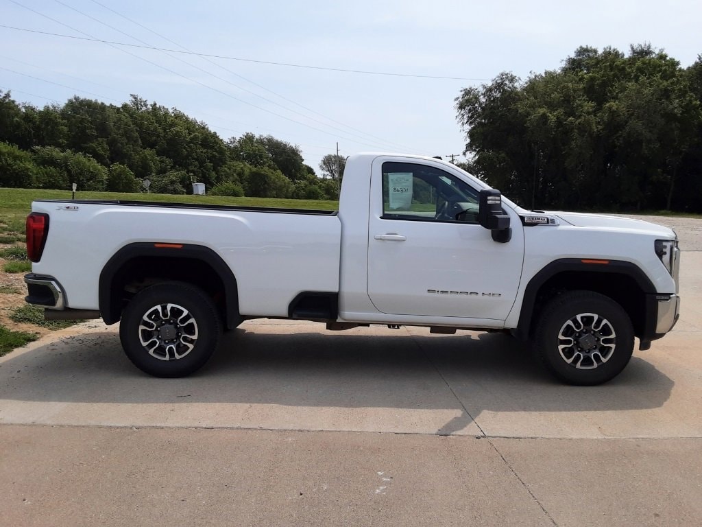 Used 2024 GMC Sierra 2500HD SLE with VIN 1GT39MEYXRF135862 for sale in Nebraska City, NE