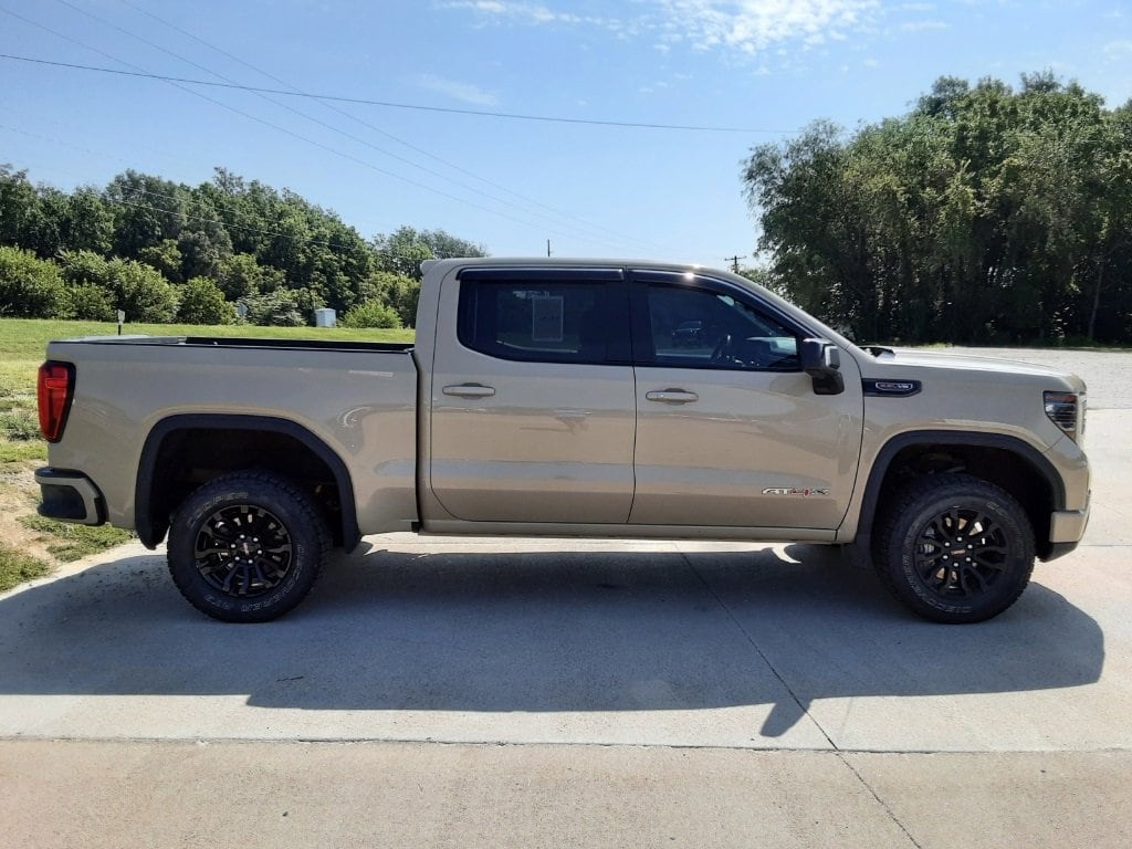 Used 2022 GMC Sierra 1500 AT4X with VIN 3GTUUFEL3NG567981 for sale in Nebraska City, NE