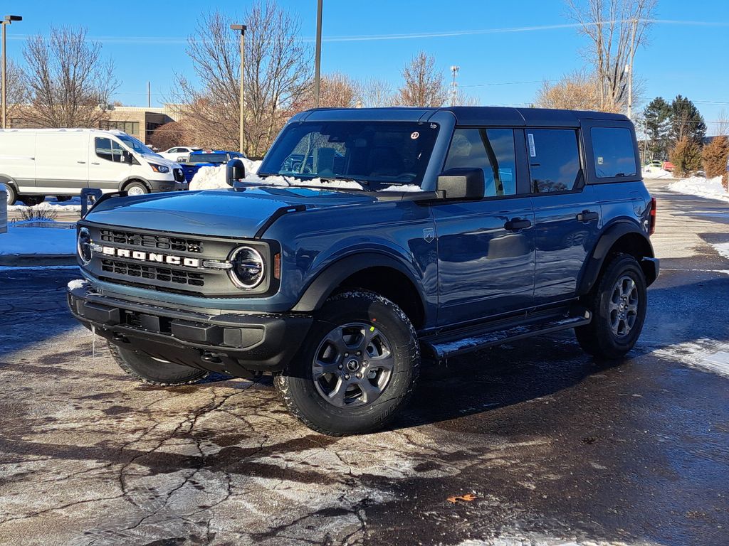 2025 Ford Bronco 4-Door Big Bend's photo