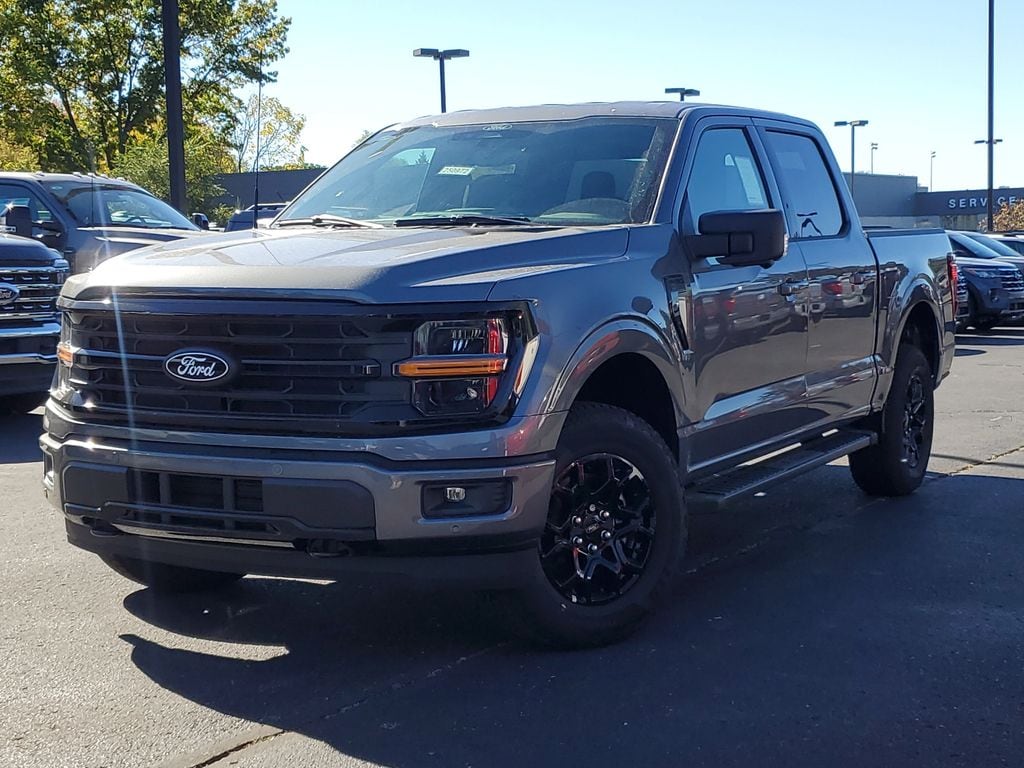 2025 Ford F-150 XLT's photo