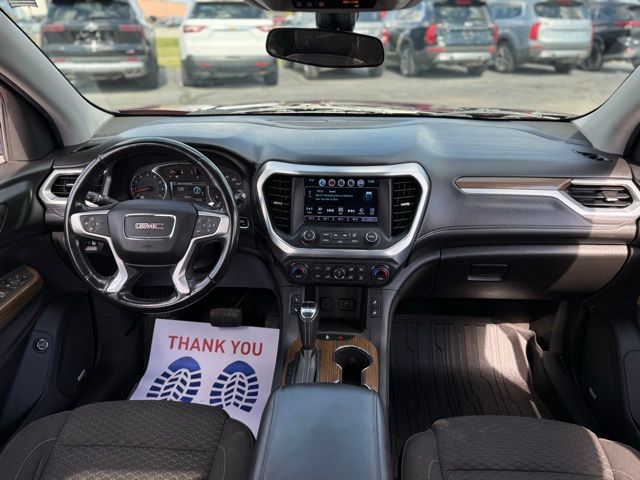 2017 Gmc Acadia SLE photo 3