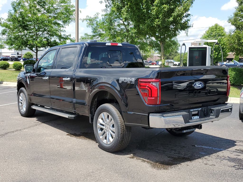 2025 Ford F-150 Lariat photo 4