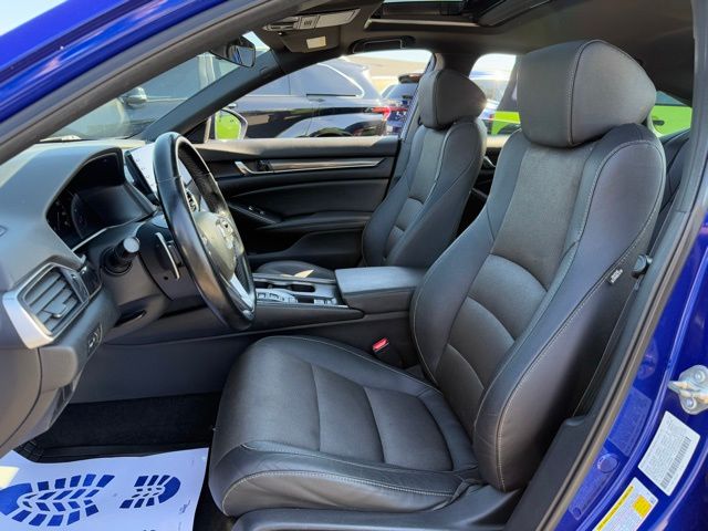 2020 Honda Accord Sport 2.0T photo 2