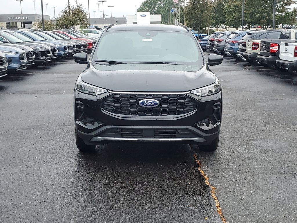 2025 Ford Escape ST-Line photo 2