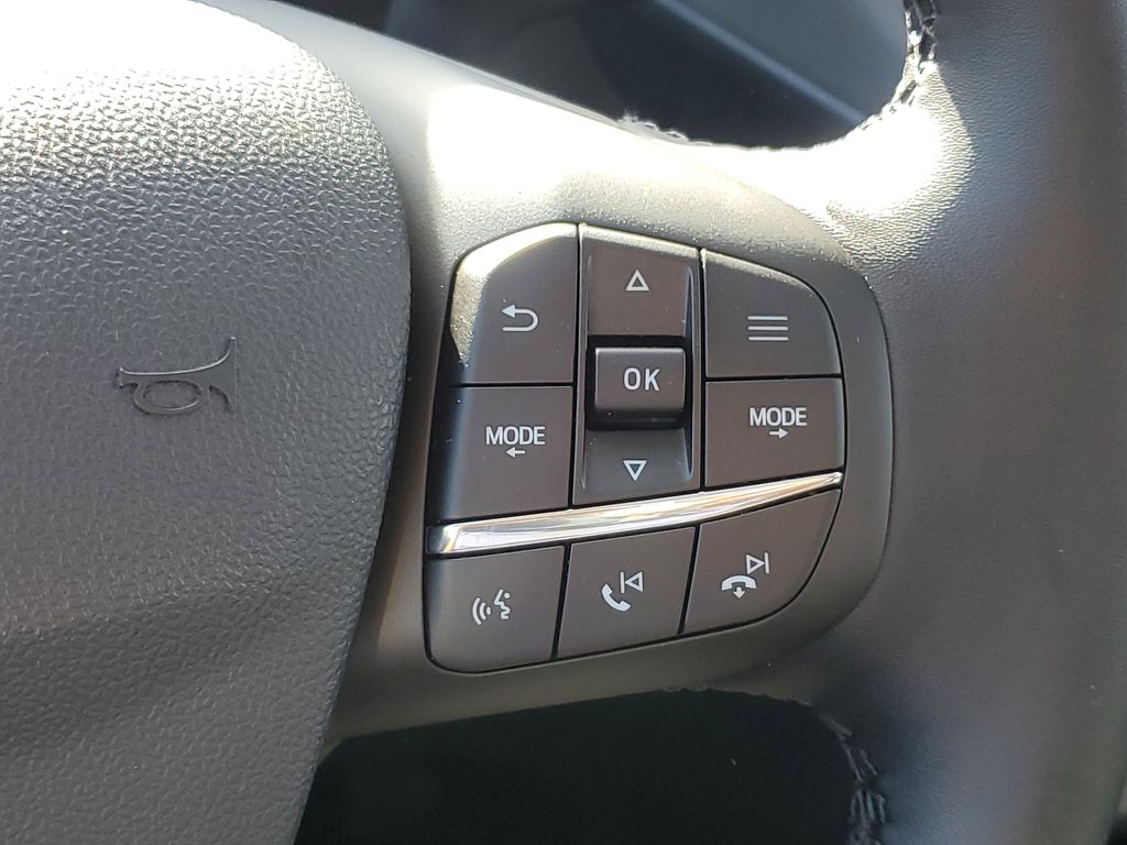 2025 Ford Maverick XLT - Photo 12