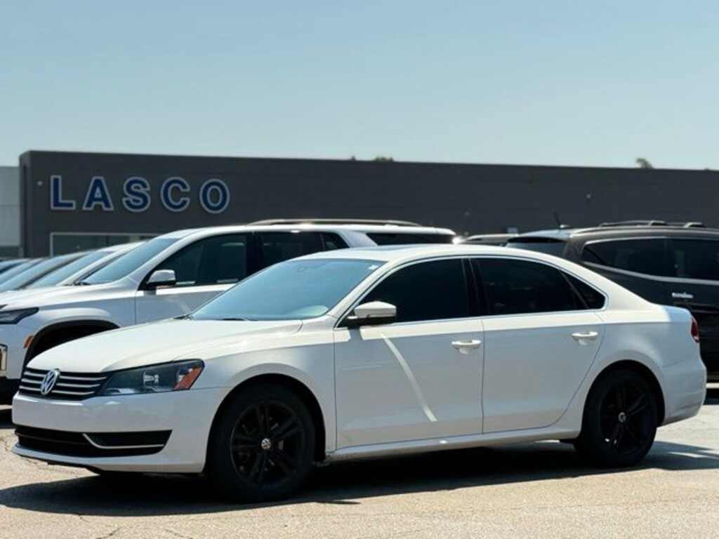 Used 2014 Volkswagen Passat 1.8T SE Sedan